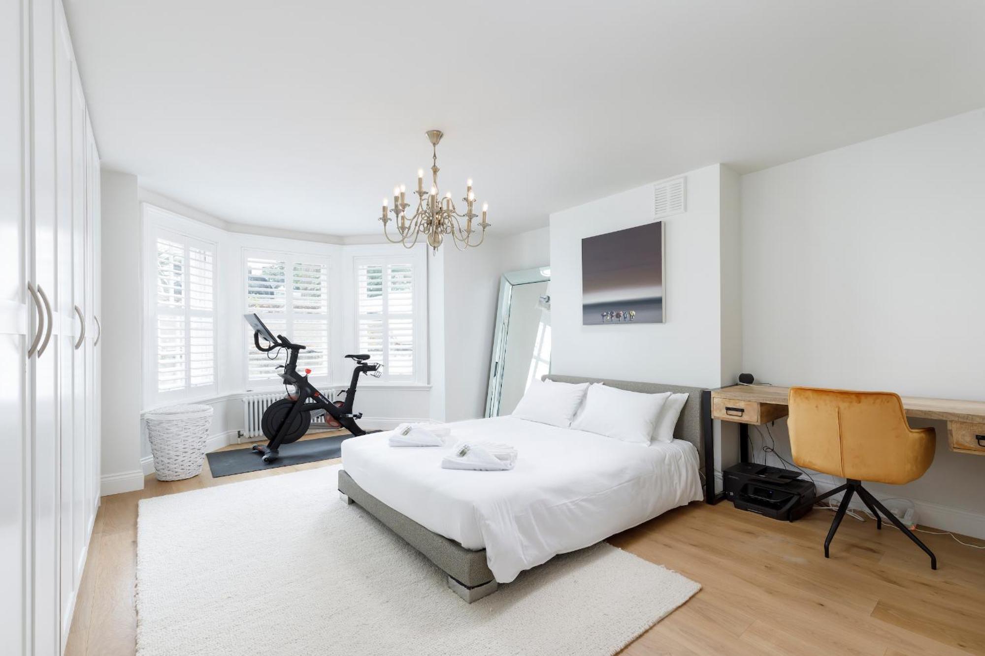 Apartment Spacious 2 Bedroom With Beautiful Garde Brighton