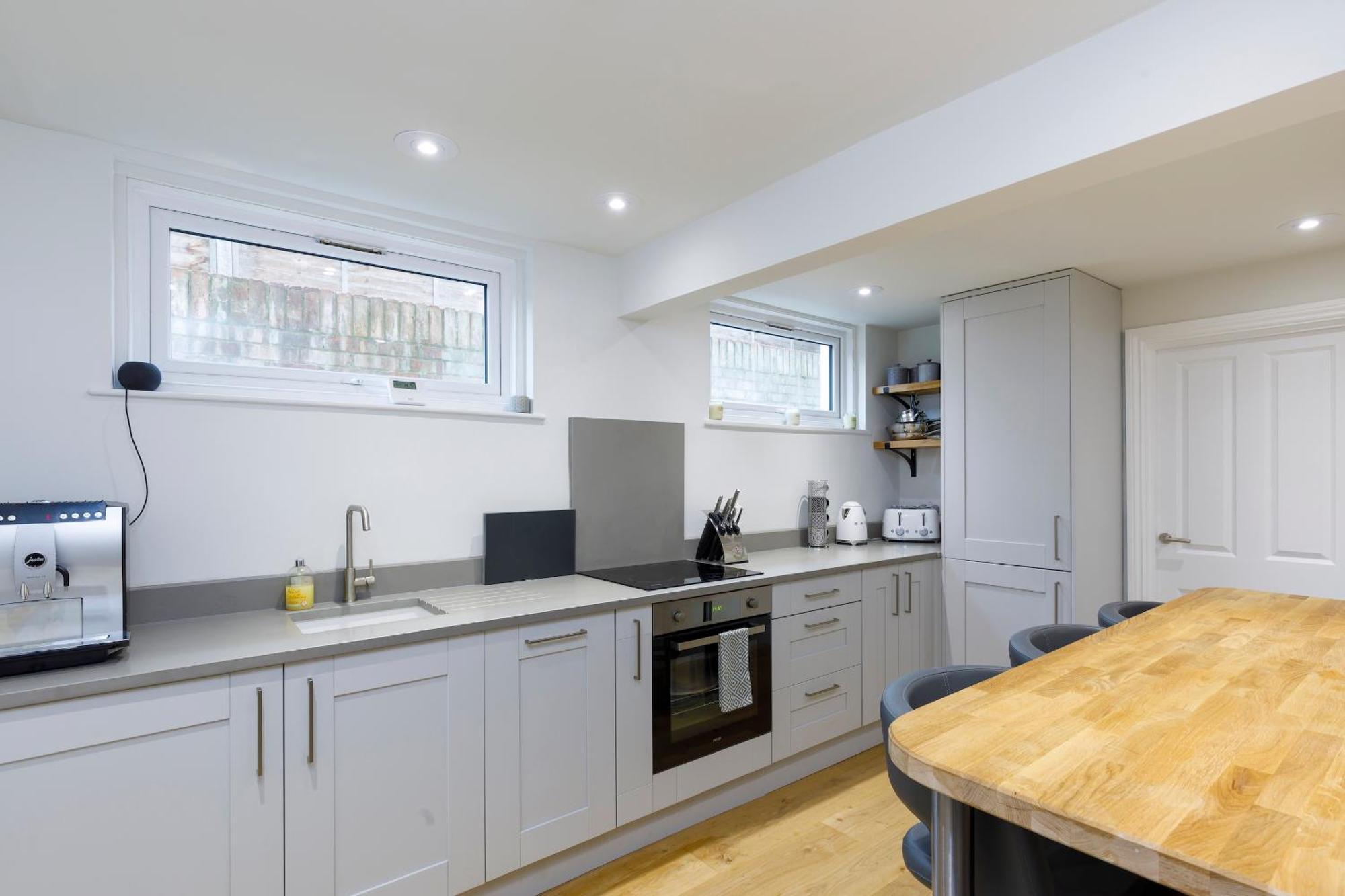 Spacious 2 Bedroom With Beautiful Garde * Brighton